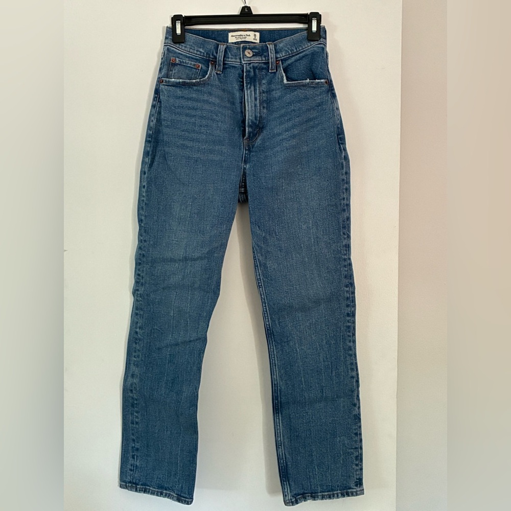 Abercrombie & Fitch A&F The Ankle Straight Ultra High Rise Curvy Love Jeans 25